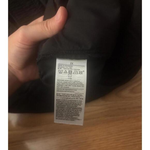 Old Navy High Rise Playa Shorts Size 2X - Picture 9 of 9